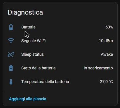Sezione diagnostica con batteria al 50 per cento, stato della batteria in scaricamento e temperatura