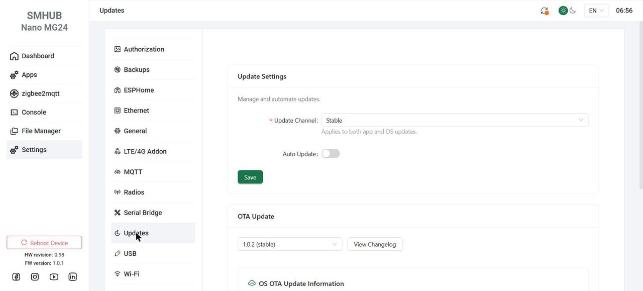 Pagina Updates con canale Stable, Auto Update spento e la versione 1.0.2 stable nel menu OTA Update